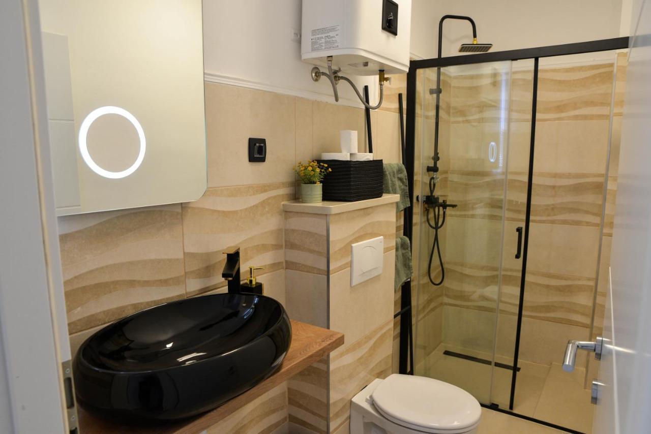 Apartman Nina 3 ザダル エクステリア 写真