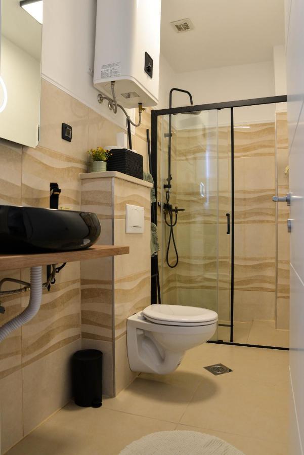 Apartman Nina 3 ザダル エクステリア 写真