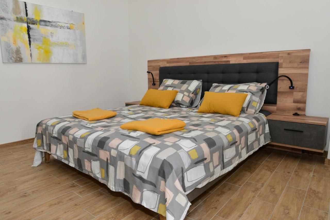 Apartman Nina 3 ザダル エクステリア 写真